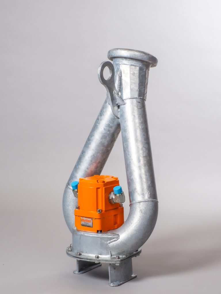 Reini-2R hydraulic submersible pump with up to 5000 l/min capacity, designed for general water and slurry handling on mobile machinery.